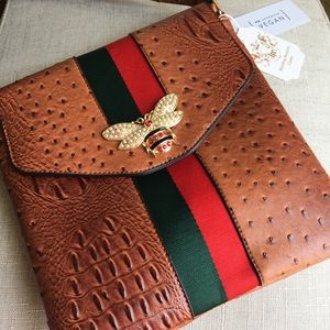 Handbag Republic Bee Stripe Crossbody